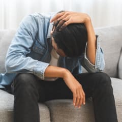 How Online Therapists Can Help Clients Overcome Trauma