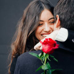 Navigating New Relationships and Valentine's Day: How Online Dating Apps Can Help