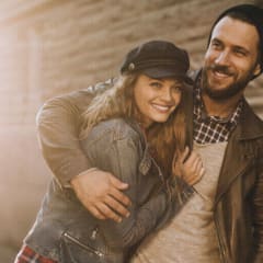 Попробуйте Zoosk, не заплатив ничего