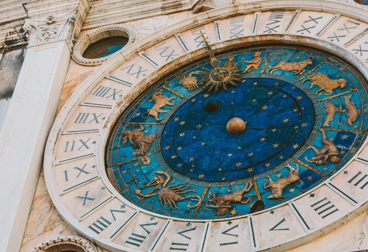 January 2022 Horoscope for Your Zodiac Sign