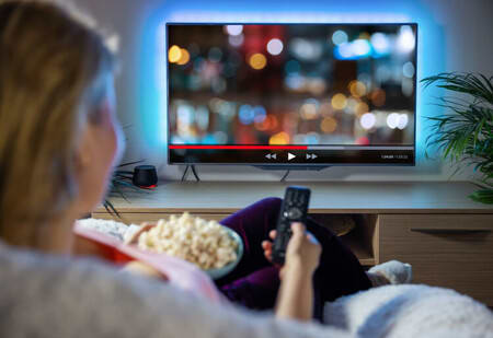 10 Reasons to Use a TV Streaming Service