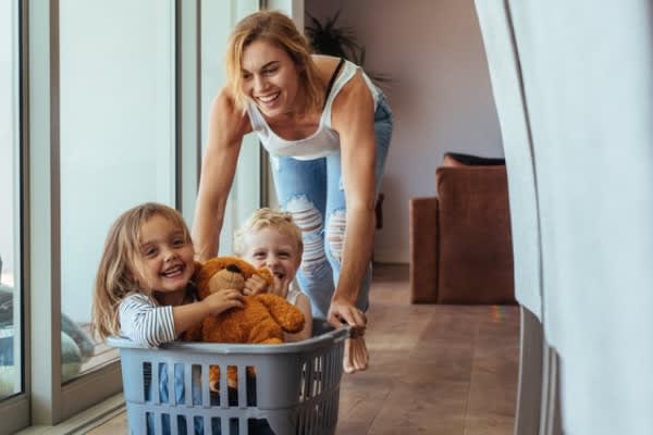 3 Better Dating Sites for Single Mothers in 2019