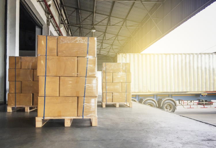 How do I choose a warehouse service provider? - Shifting 247