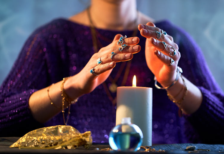 What Is a Clairvoyant? The Ultimate Guide to Clairvoyance