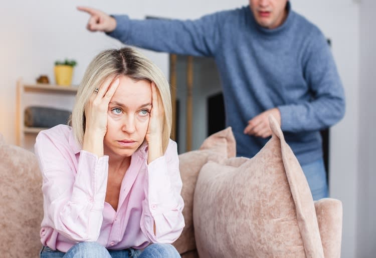 10 Signs Your Relationship Is Over 5049