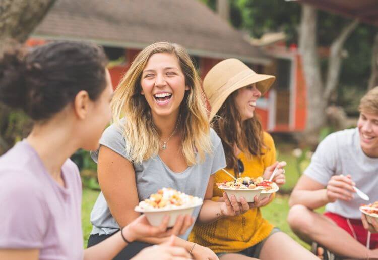 Noom is one of the few diet programs that truly addresses the reasons why it's so hard to lose weight and keep it off.