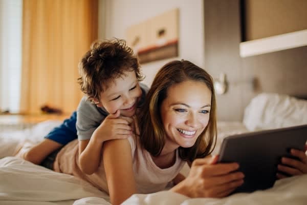 3 Better Dating Sites for Single Mothers in 2019 3 Better Dating Sites for Single Mothers in 2019