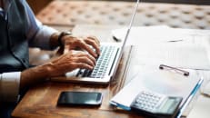 How to Choose the Best Online Invoicing Service