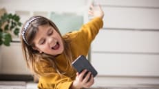 Do’s and Don’ts Guide to Smartphones for Tech-Savvy Kids