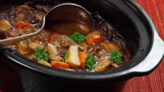 10 Crock Pot Meals for Winter You Can Easily Make at Home