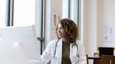 The Top 5 Services to Use to Get Prescriptions From Online Doctors