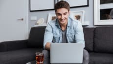 Here’s Why Experts Are Pushing for a Huge Expansion of Online Therapy