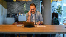 How to Start a Virtual Call Center: 10 Must-Know Tips