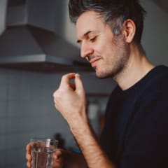 How to Pick the Best Probiotic Supplements for Men’s Health