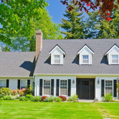 How to Make Sure a Roofing Specialist Is Legitimate