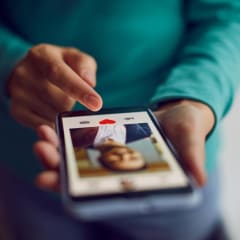 10 Great Online Dating Profile Examples to Copy and Paste