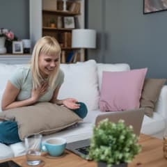 Talkspace Alternatives: 5 Online Therapy Sites to Try in {year}