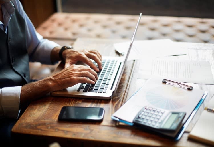 How to Choose the Best Online Invoicing Service