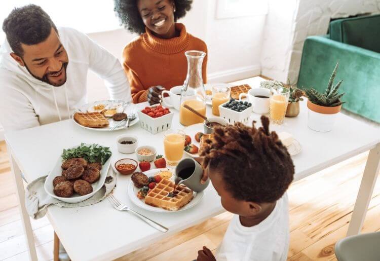 family eating breakfast