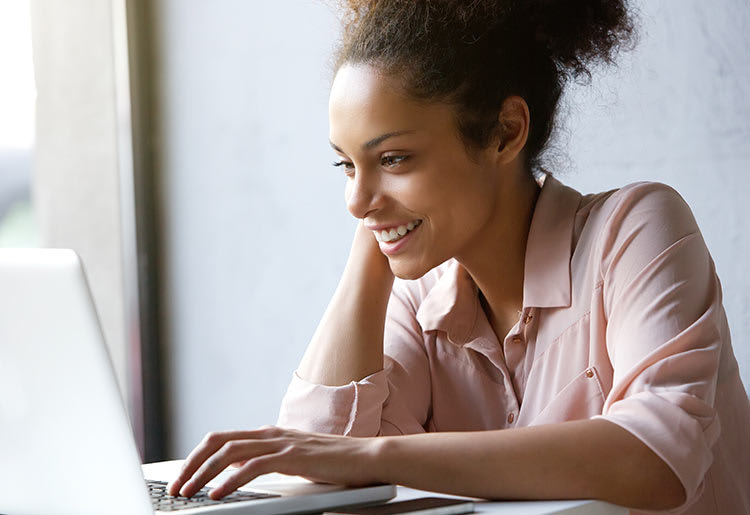 Paid vs free website builder