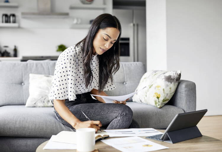 10 Essential Budgeting Hacks to Help You Save Money for Good