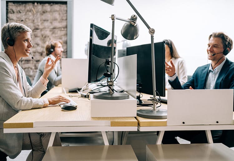 10 Steps to Find the Best Small Business Phone Service