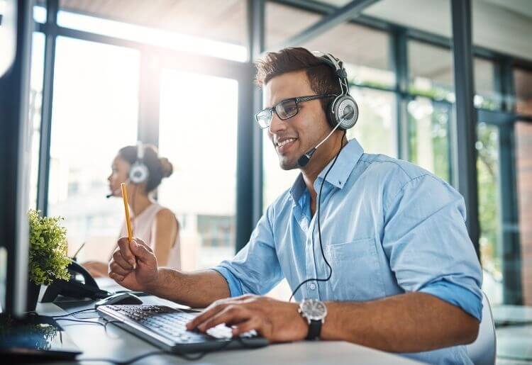 VoIP vs. Landline: Find Out Which is Right for You 