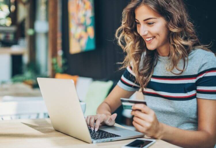 Top 10 Tips for Safe Online Shopping and Avoiding Scams