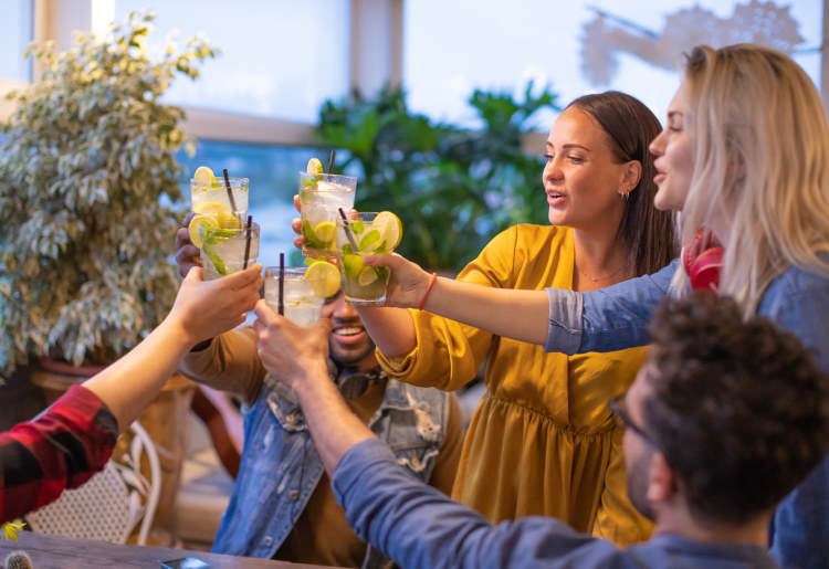 Top 10 Wine Cocktails That You Can Easily Make at Home